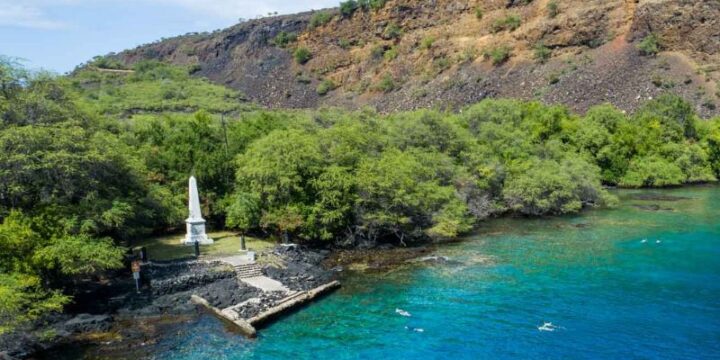 Ka’awaloa Bay