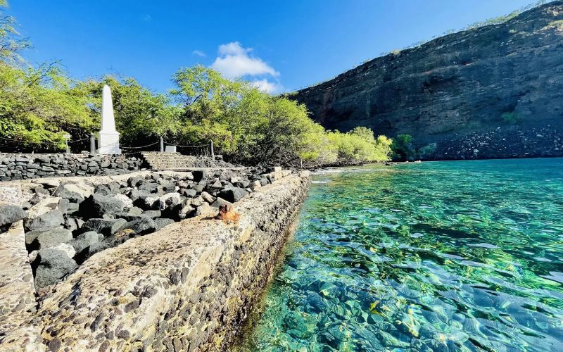 Snorkeling at Ka’awaloa Bay - Captain Cook Monument