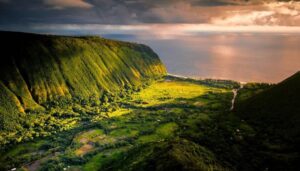 Waimanu Valley